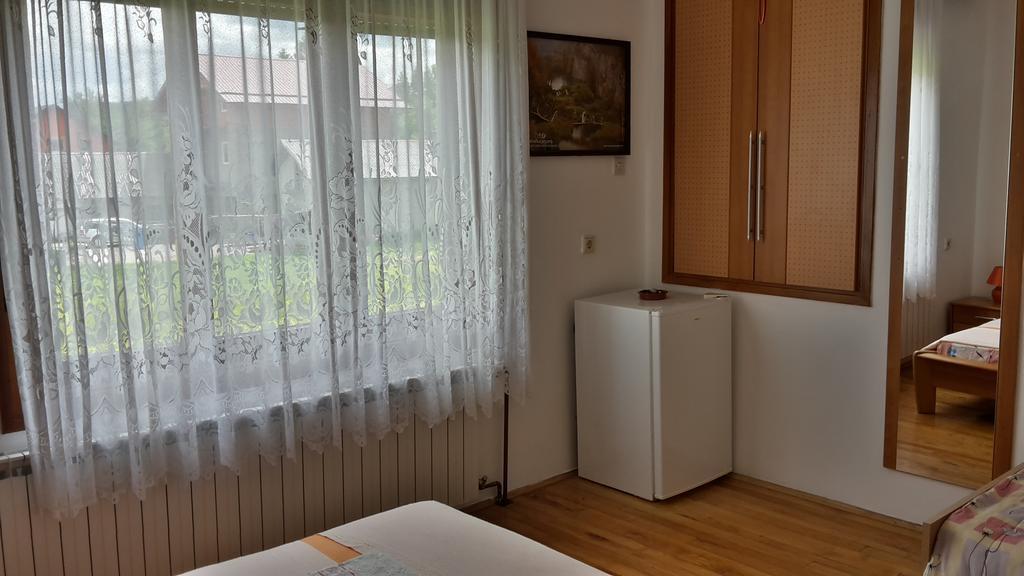 Отель House Petkovic Кореница Экстерьер фото